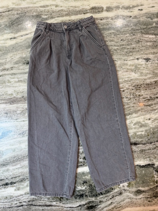 Denim&Co Denim - Grey High-Waisted Relaxed Grey Denim Barrel Jeans